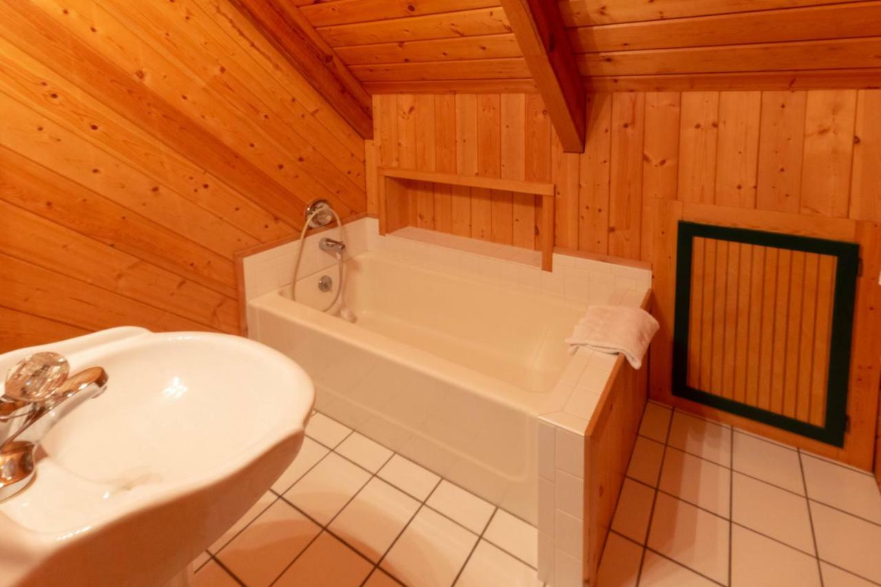 Creekside Bunkhouse Villa Whittier Ngoại thất bức ảnh